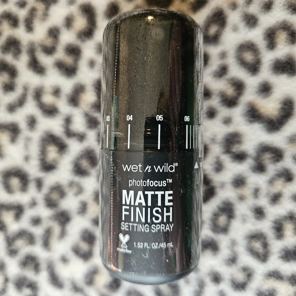 Wet n Wild PhotoFocus Matte Finish Setting Spray - 1.52 fl. oz., NIP